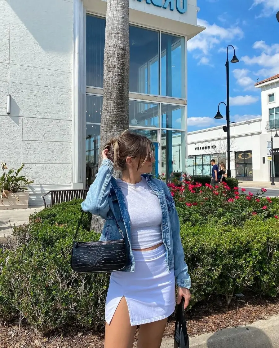 Chic Spring Outfit with Denim Jacket