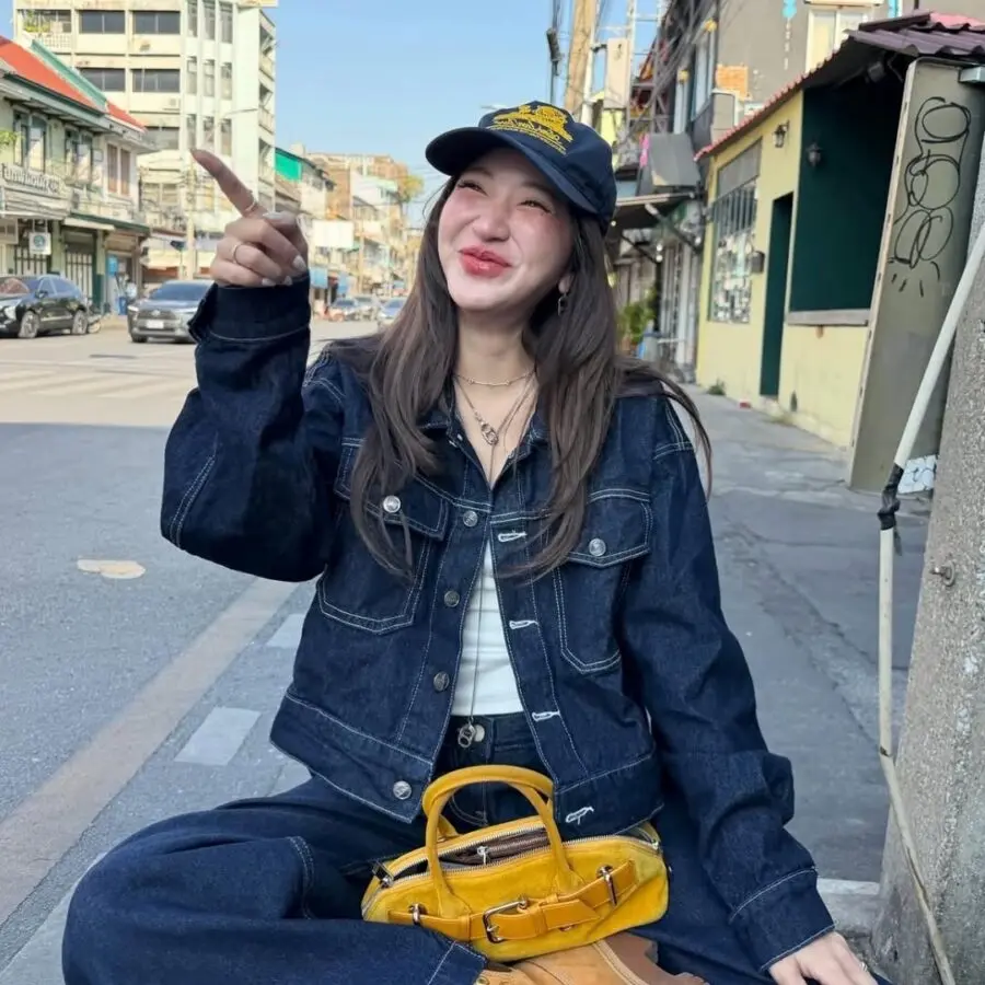 Stylish streetwear with a denim jacket