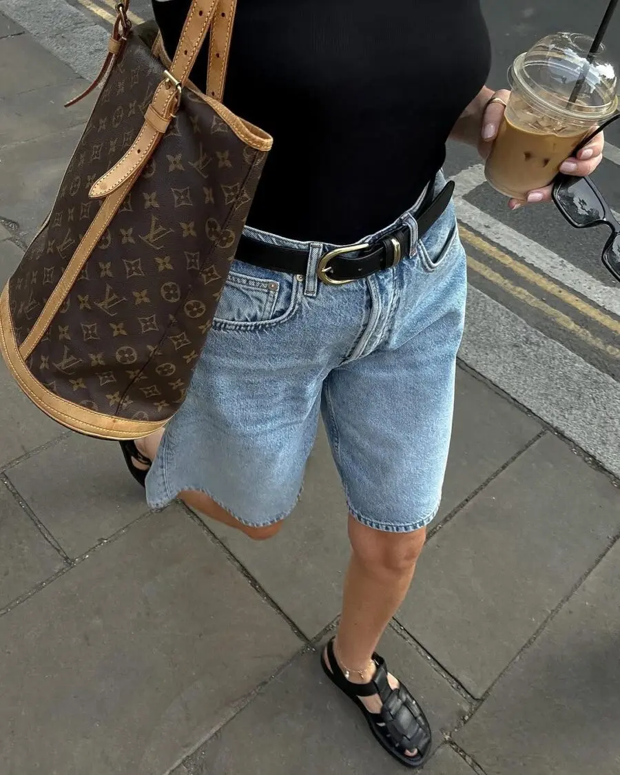 Chic and Casual Denim Shorts Outfit Inspiration