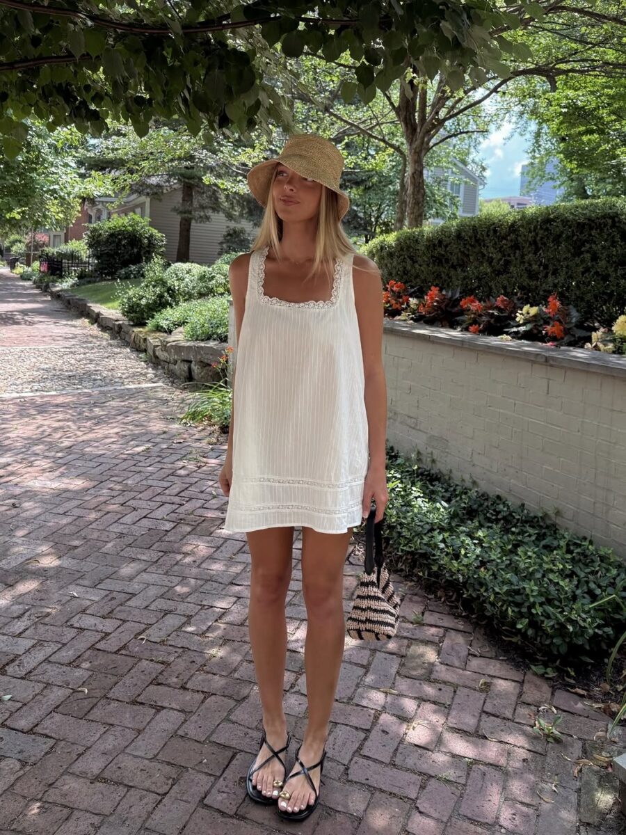 Chic and Casual Summer Mini Dress Vibes