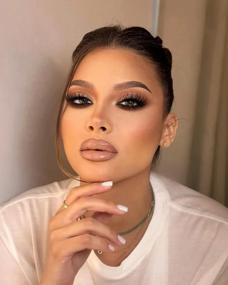 Sophisticated glam for a perfect date night
