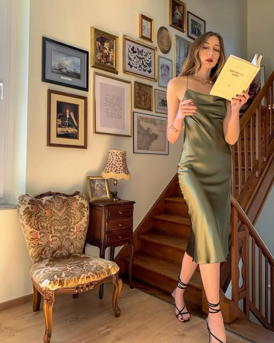 Chic Satin Long Dress for Elegant Occasions