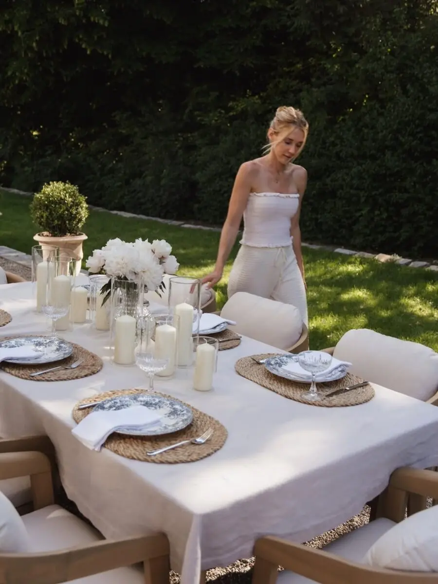 Elegant outdoor table decor with natural elements