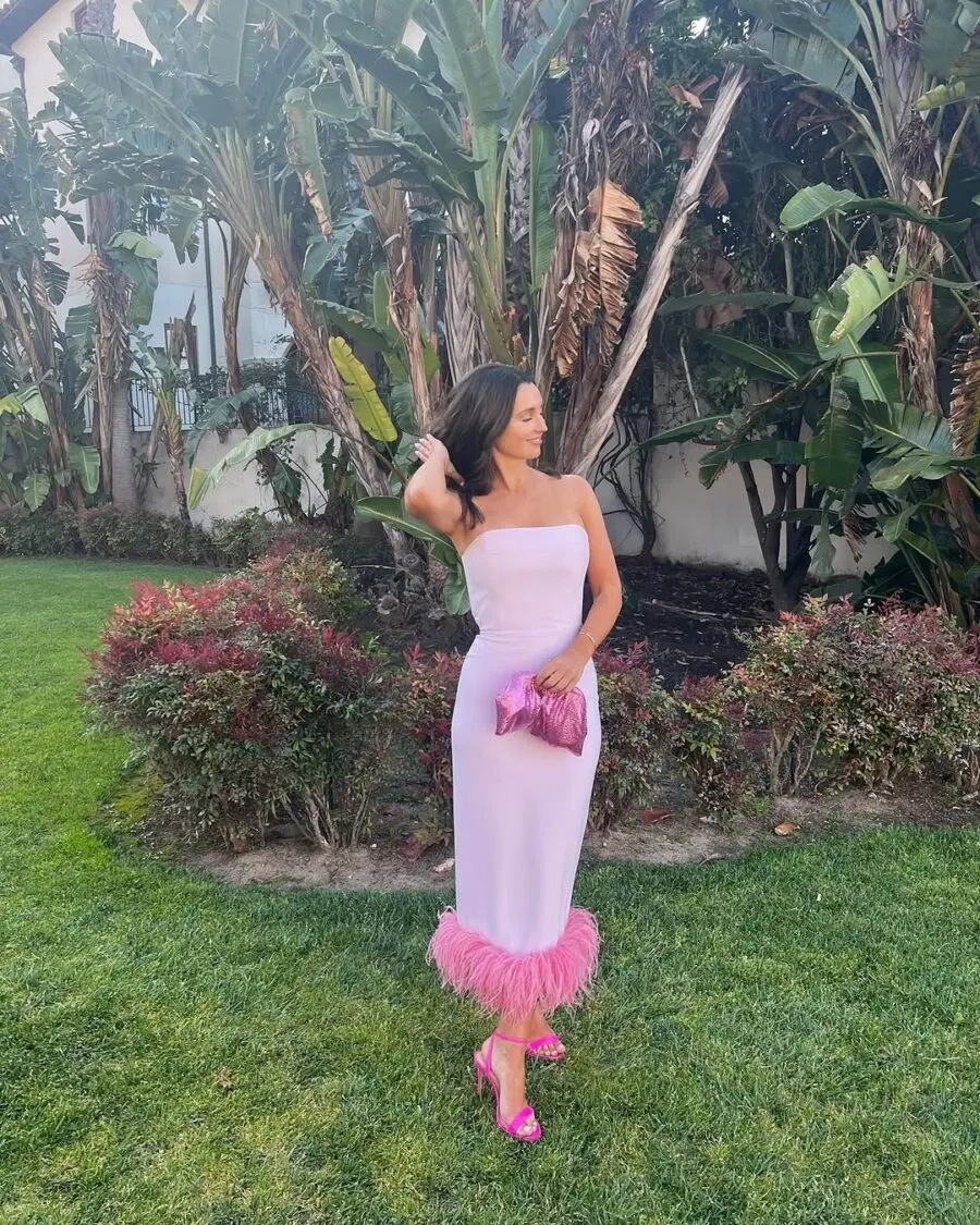 Chic Summer Wedding Attire with Feathery Flair