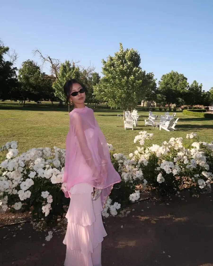 Chic summer wedding attire for elegant guests