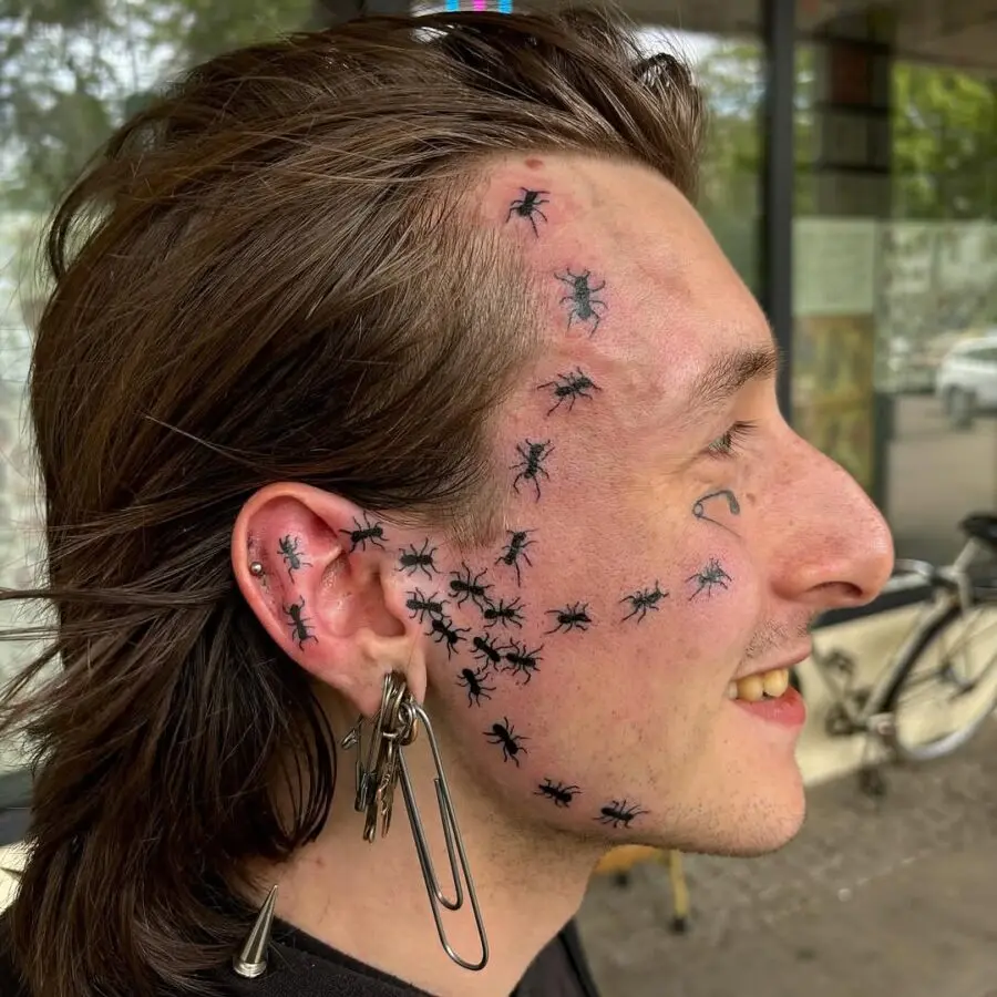 Unexpected body art with ant tattoos