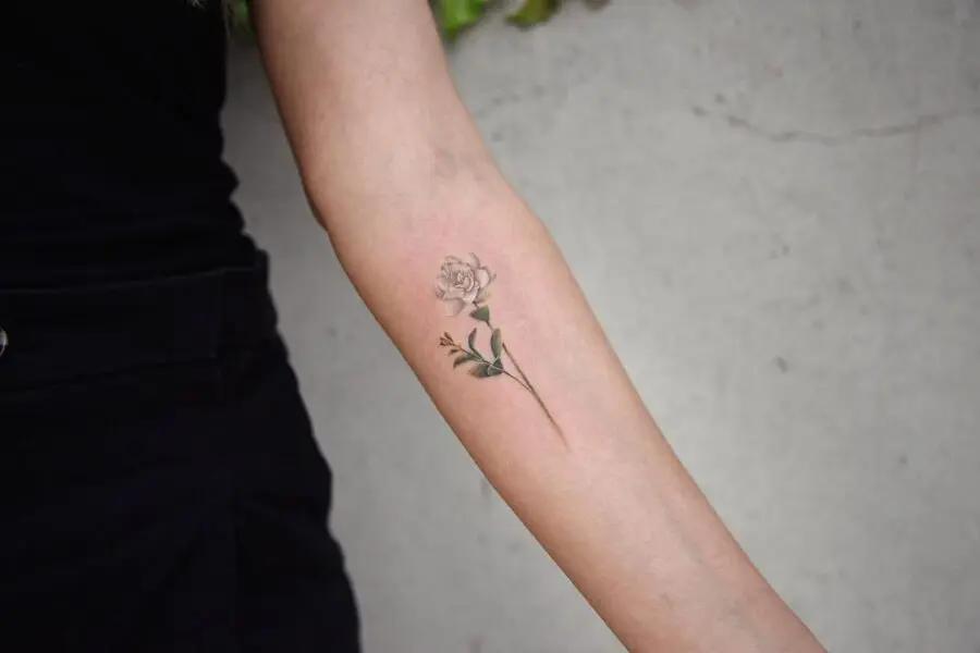 Elegant gardenia tattoo showcasing beauty and grace