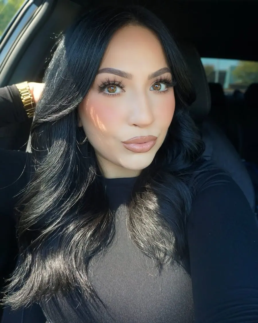 Elegant and natural daily work makeup look