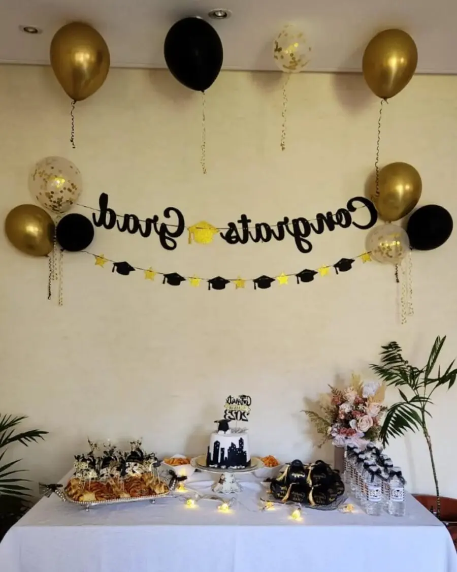 Elegant Graduation Celebration Home Decor