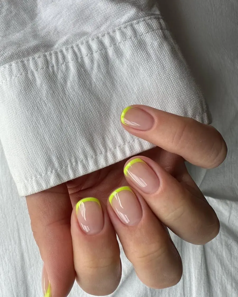 Chic green French tips with a minimal vibe