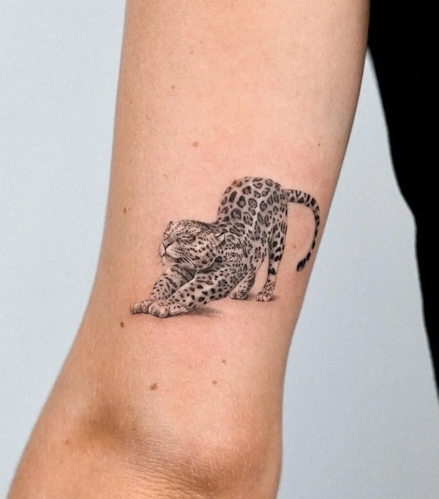 Intricate leopard tattoo showcasing lifelike details