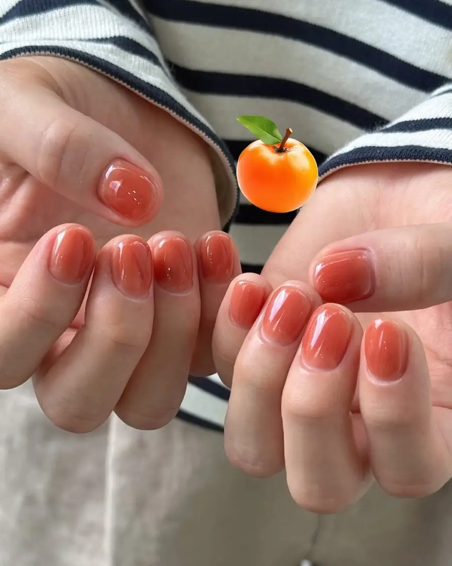 Charming peach jelly nails for a fresh look