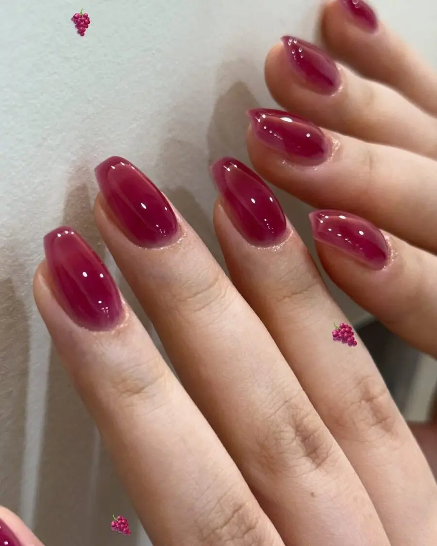 Chic jelly nails with glossy appeal