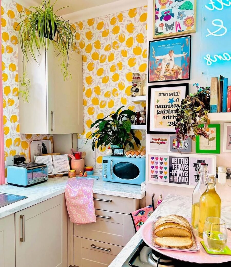 Bright and cheerful lemon-themed kitchen decor