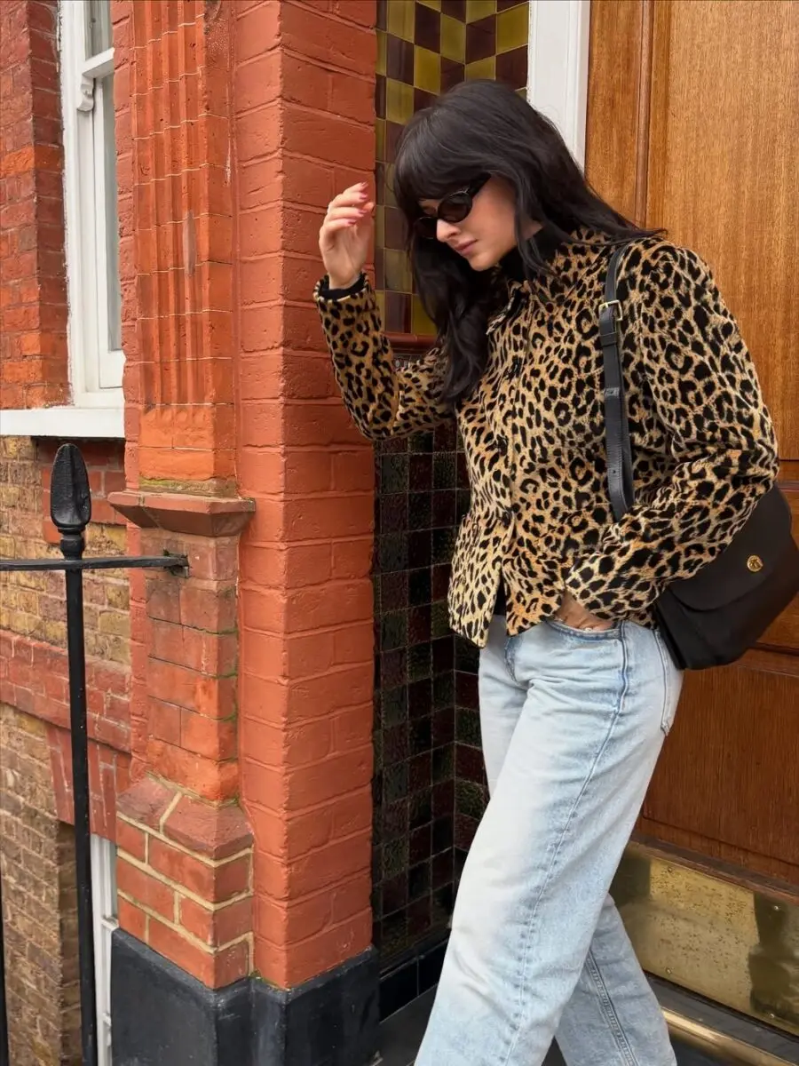 Chic leopard print look for any season