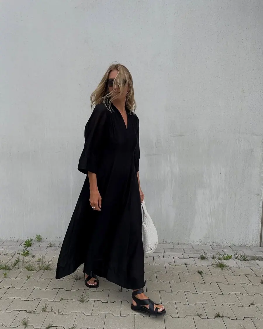 Effortlessly chic long black dress look