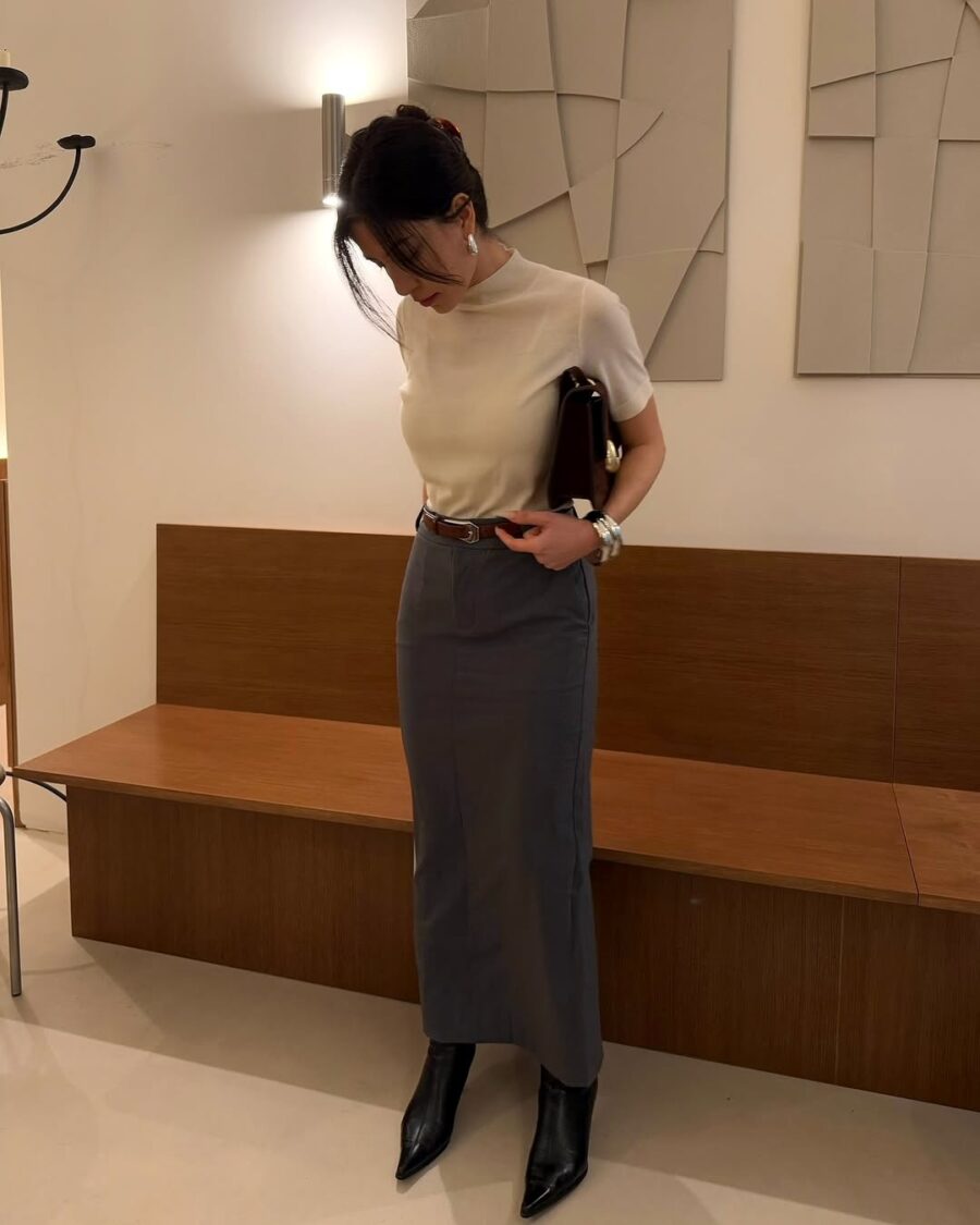 Elegant long skirt outfit for smart casual occasions