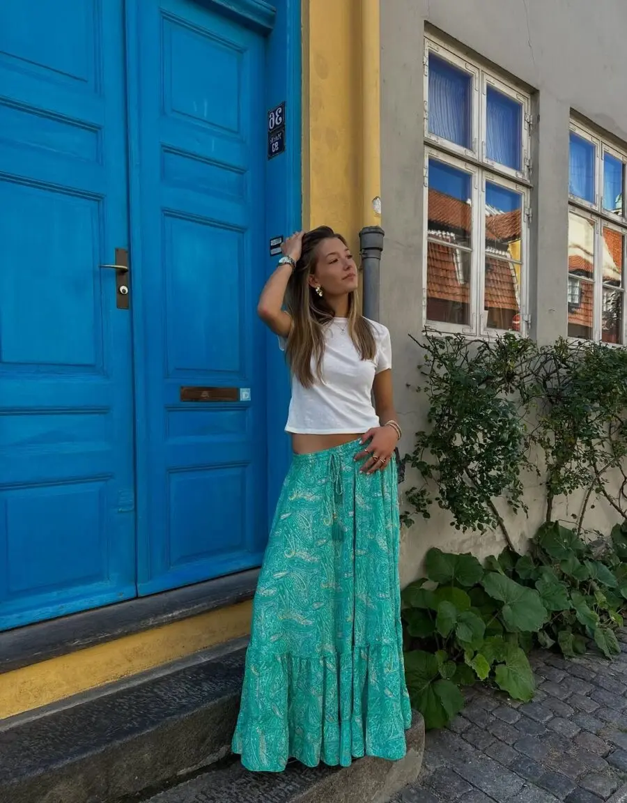 Chic summer vibes with a long skirt