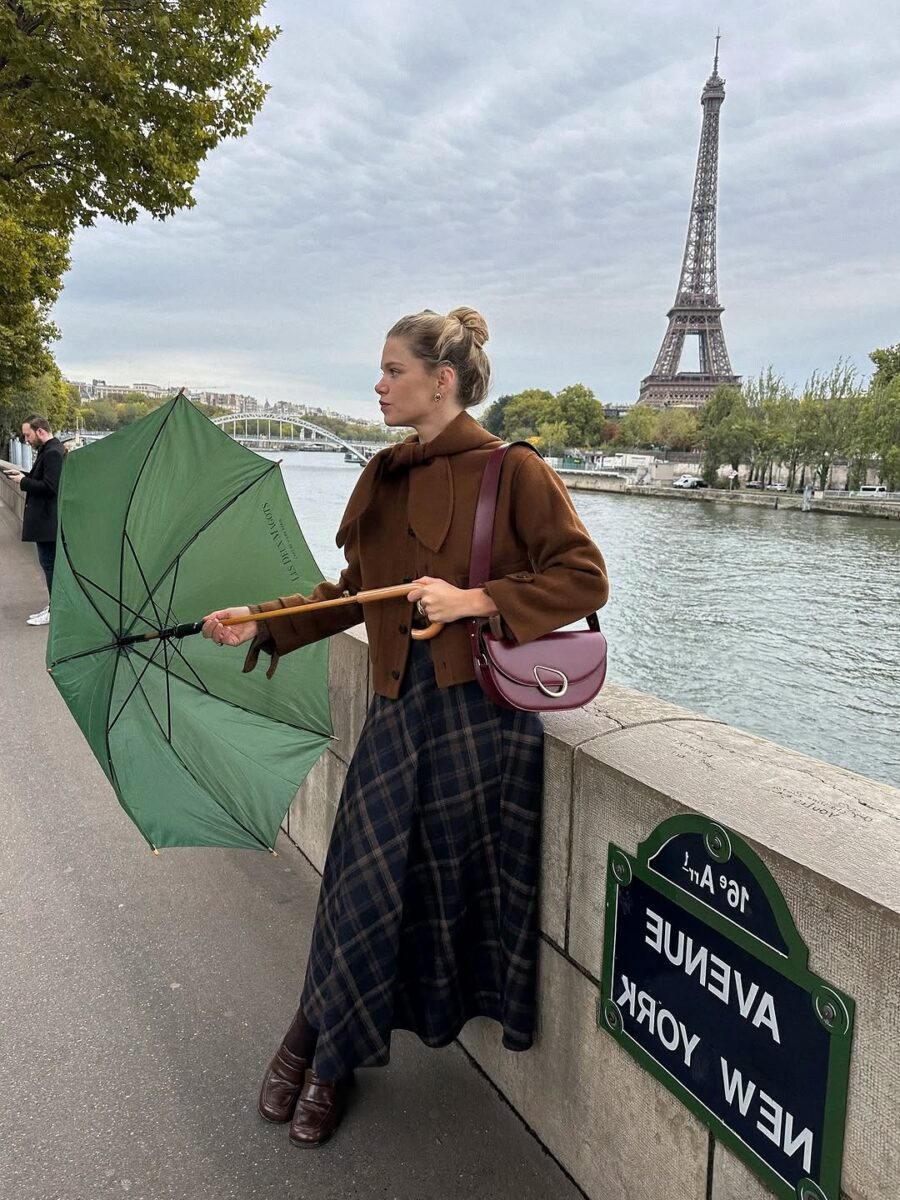Chic Long Skirt Styled for Parisian Strolls