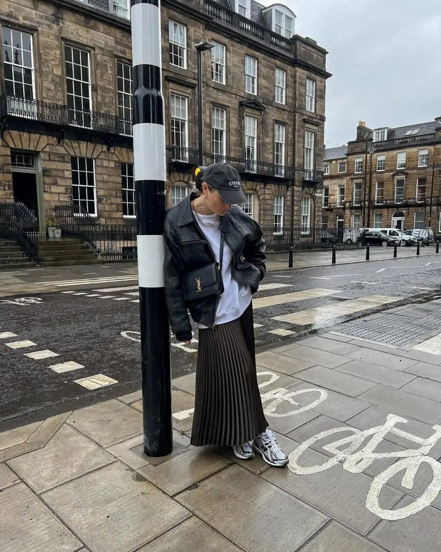 Chic Long Skirt Street Style Inspiration
