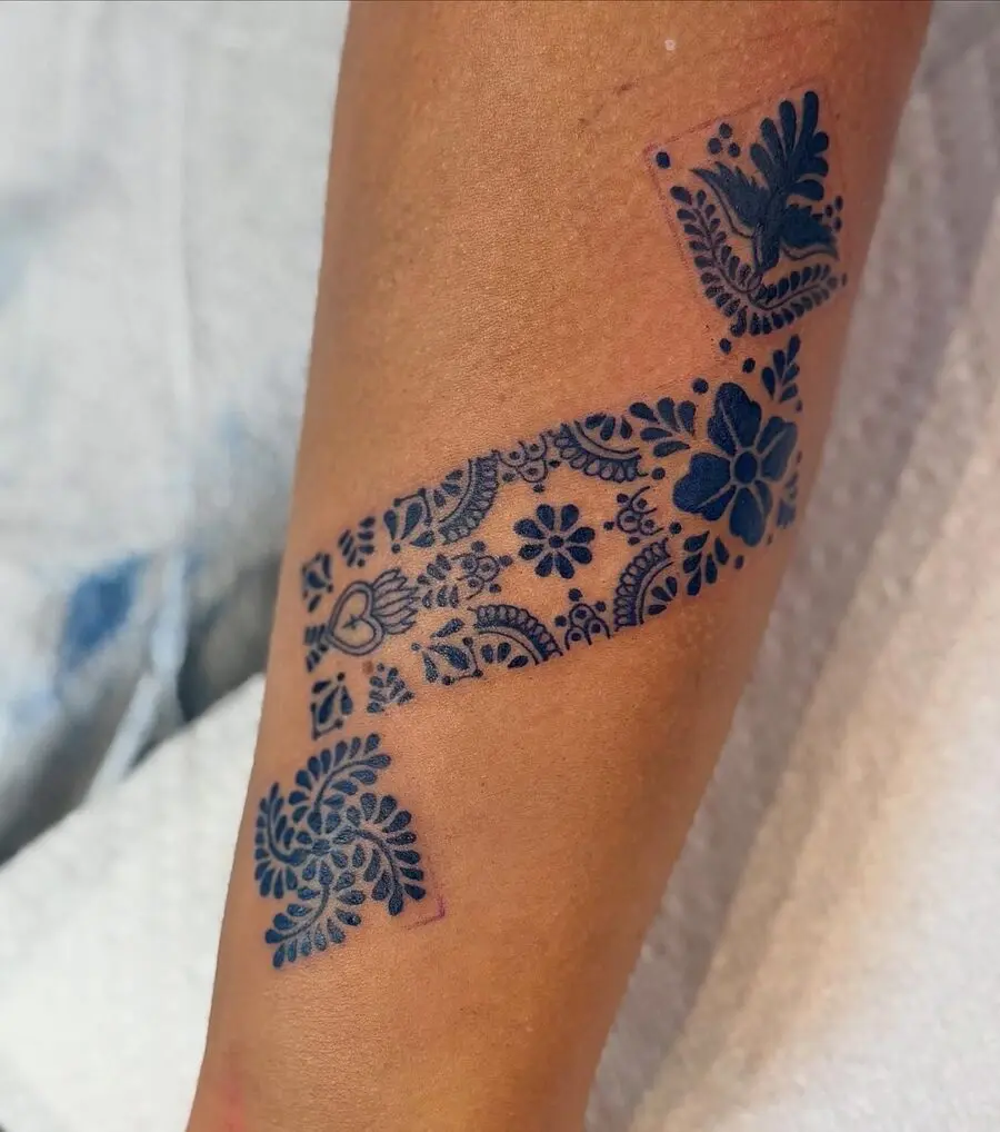 Intricate Floral Patterns in Mexican Tattoos
