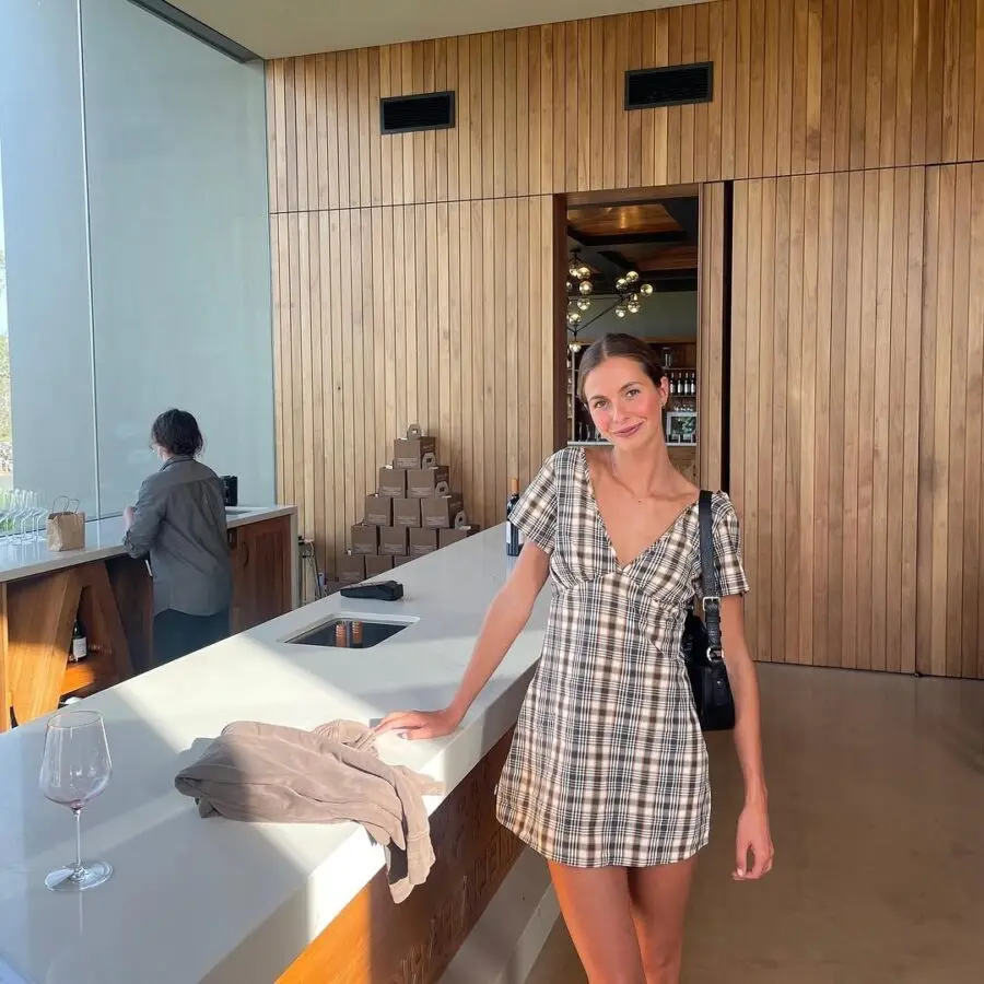 Chic Mini Dress Perfect for Casual Outings