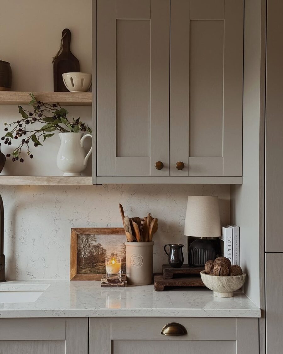 Chic Minimalist Kitchen Counter Decor Ideas