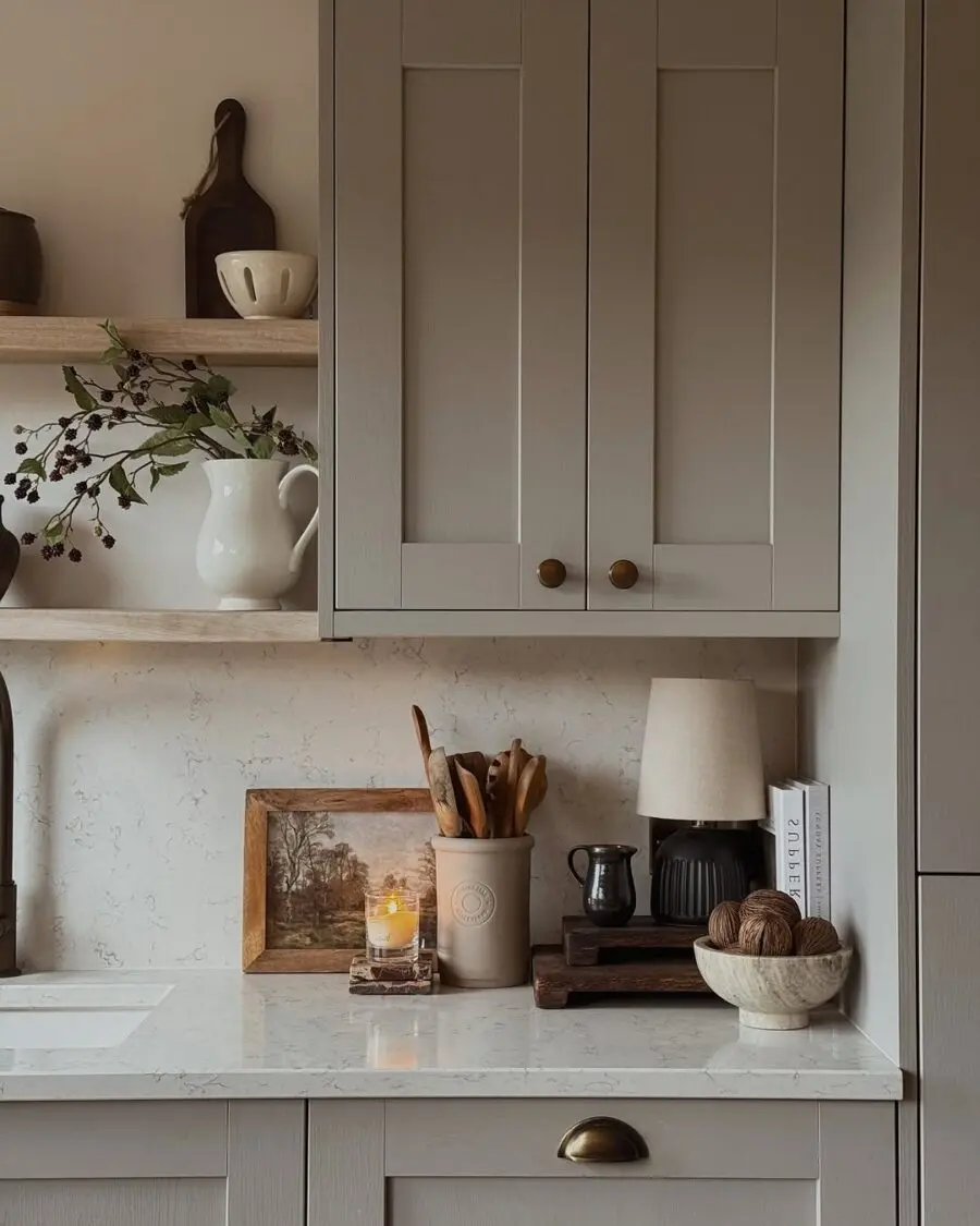 Chic Minimalist Kitchen Counter Decor Ideas