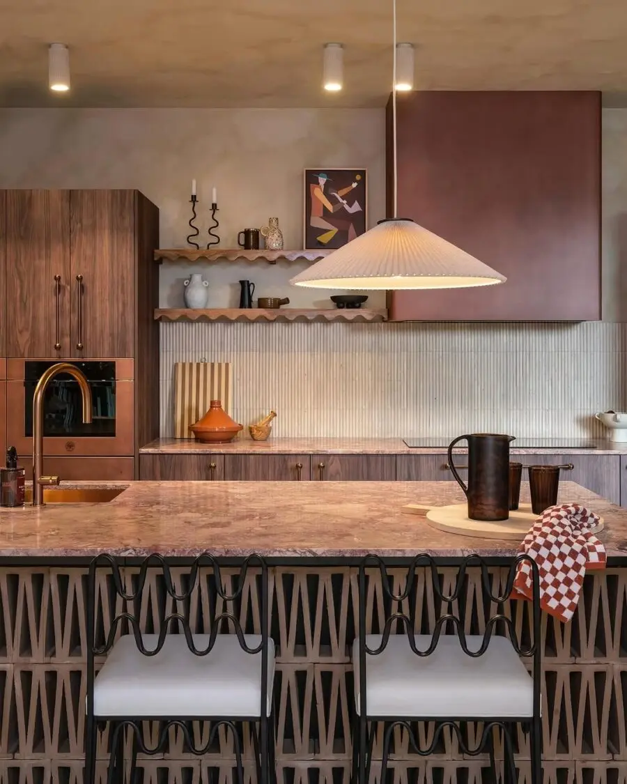 Sleek Modern Kitchen with Warm Textures