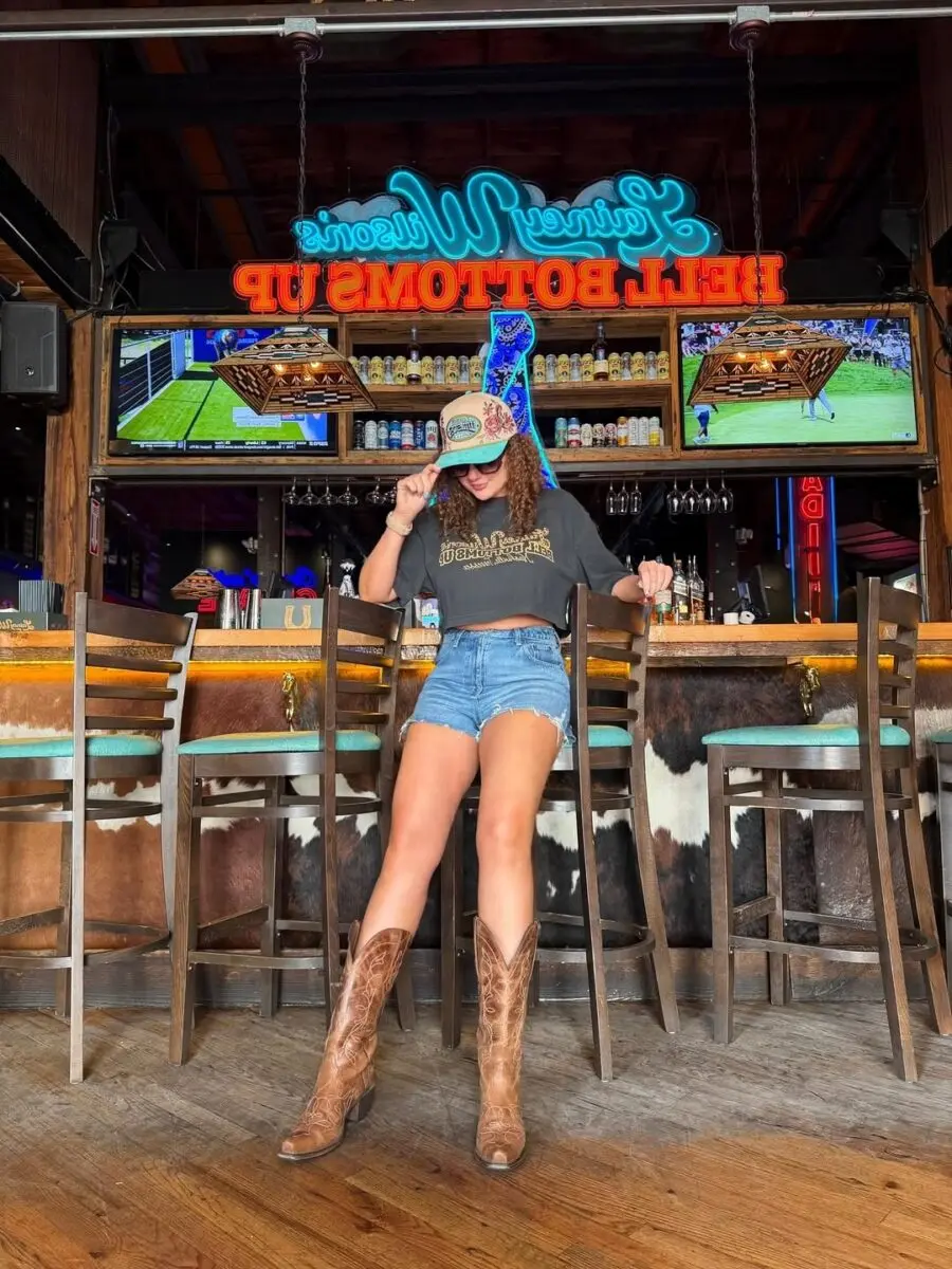 Casual Western Vibes Perfect for Nashville Nights