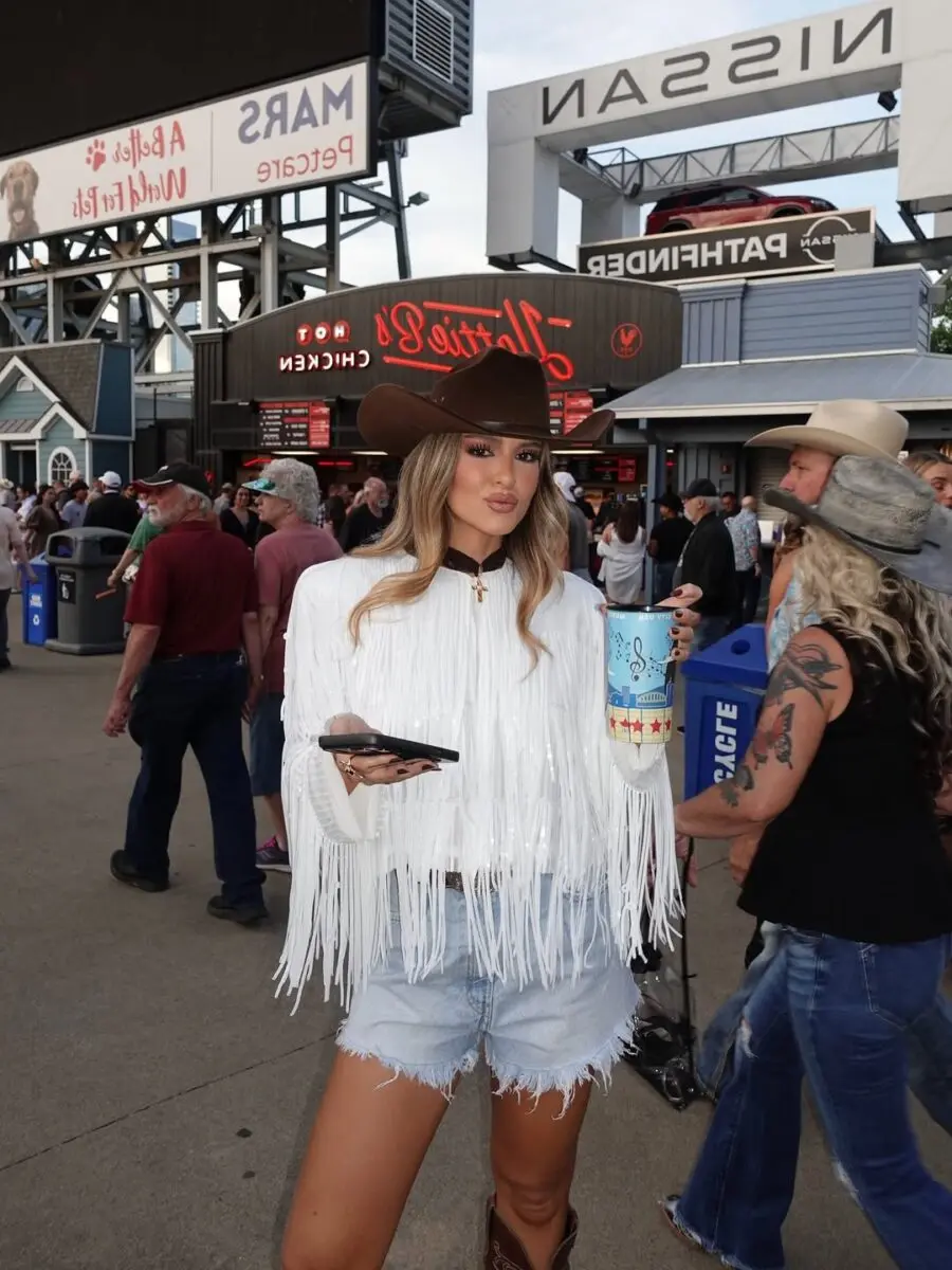 Boho-Inspired Fringe Outfit for Summer Events