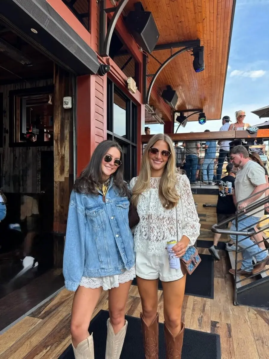 Chic summer outfits perfect for Nashville vibes