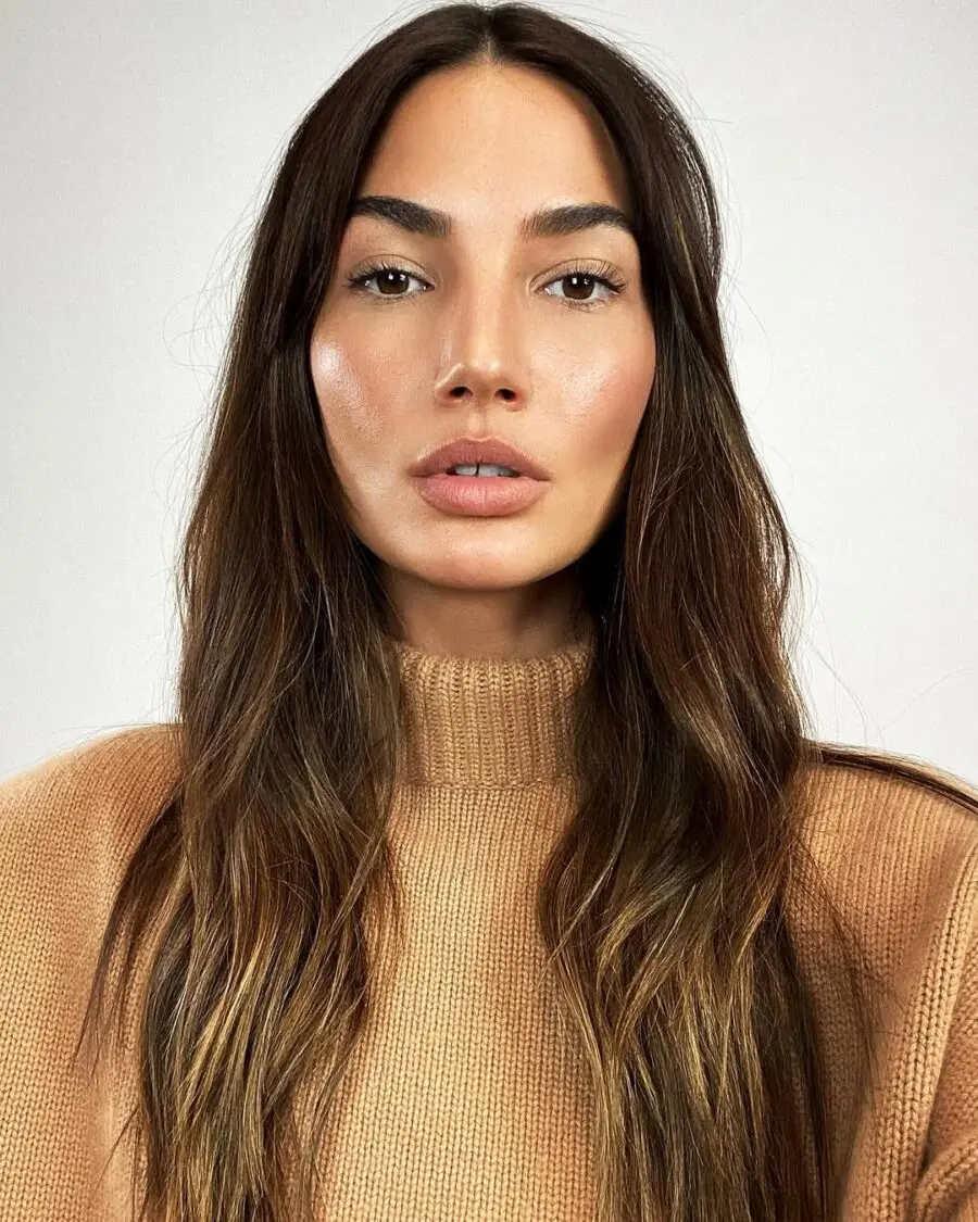 Effortless natural makeup for everyday beauty
