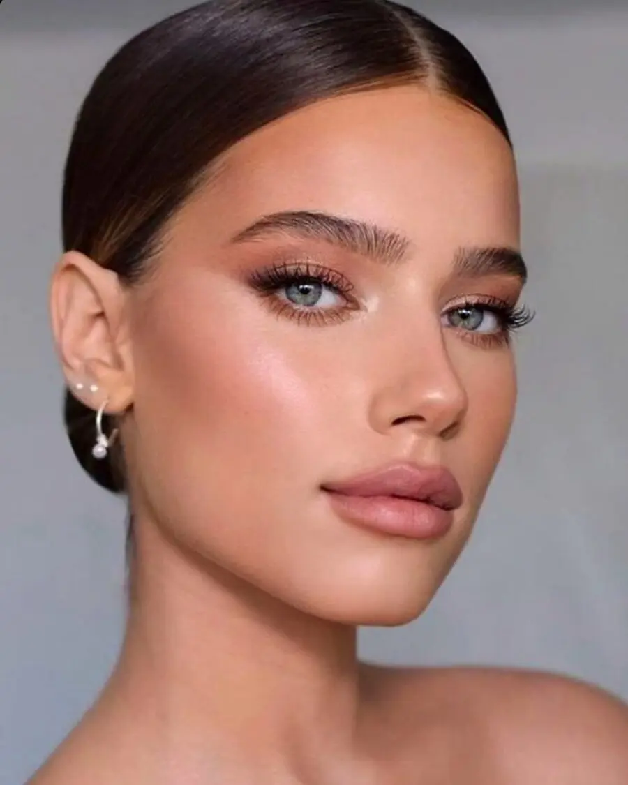 Effortless elegance with a natural glow