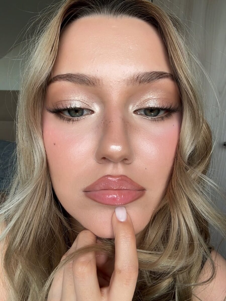 Radiant Glam for a Fun Night Out