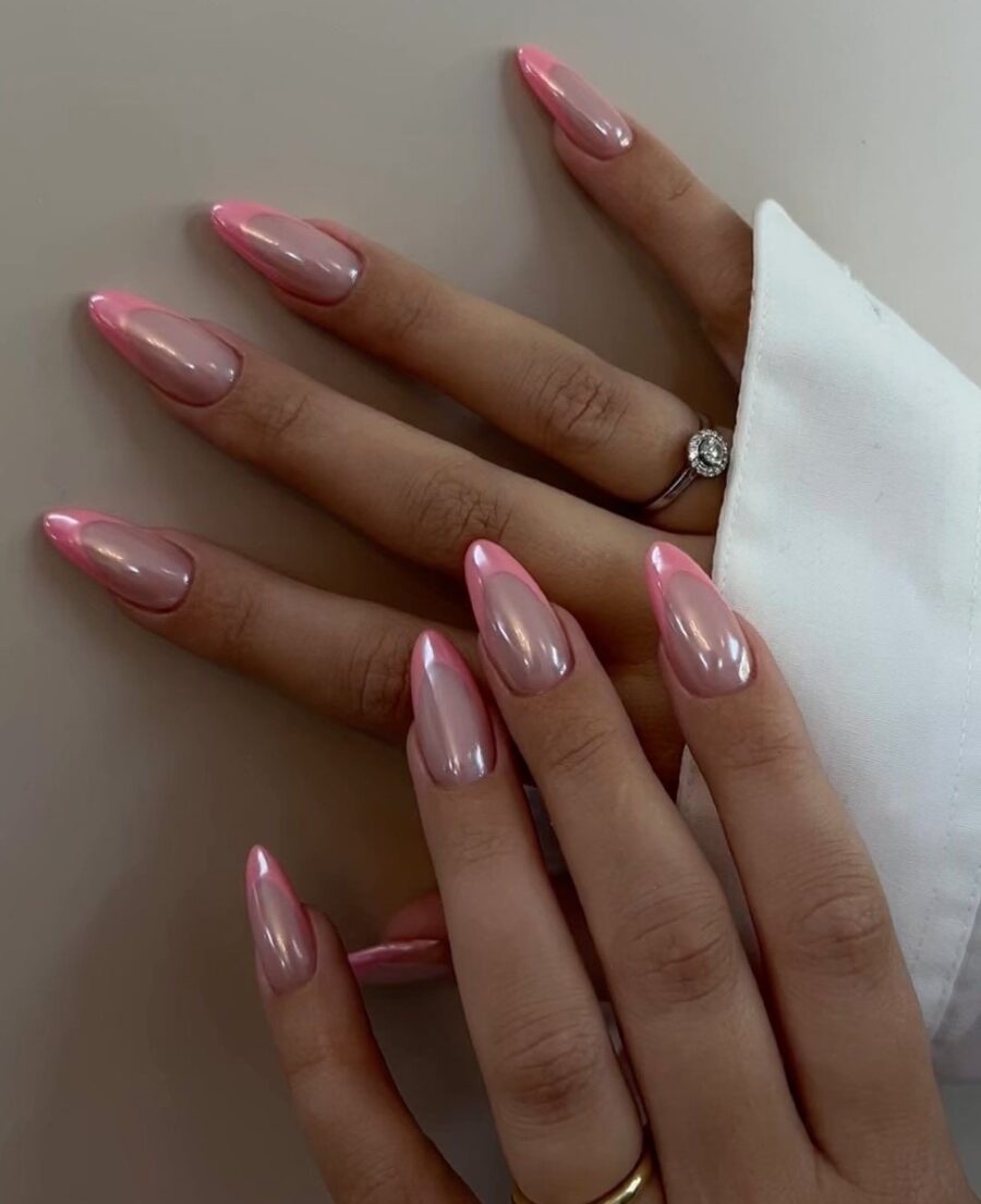 Elegant pink French tip nail design inspiration