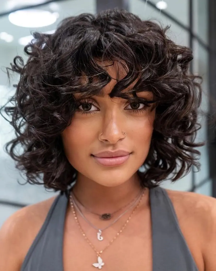 Bouncy Layers in a Short Curly Shag