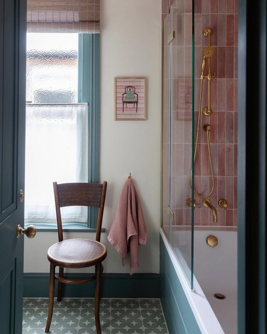Charming vintage accents enhance small bathroom design