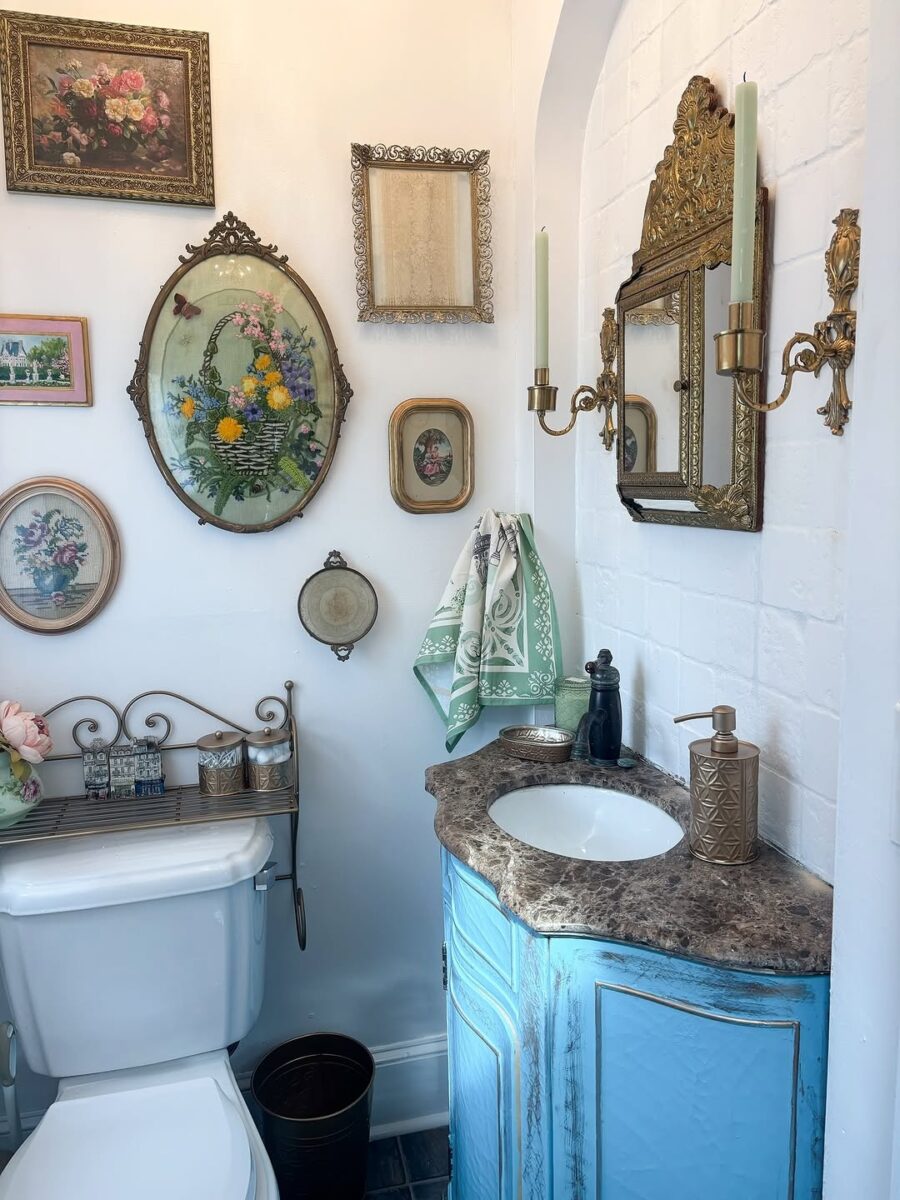 Charming vintage accents adorn a cozy bathroom