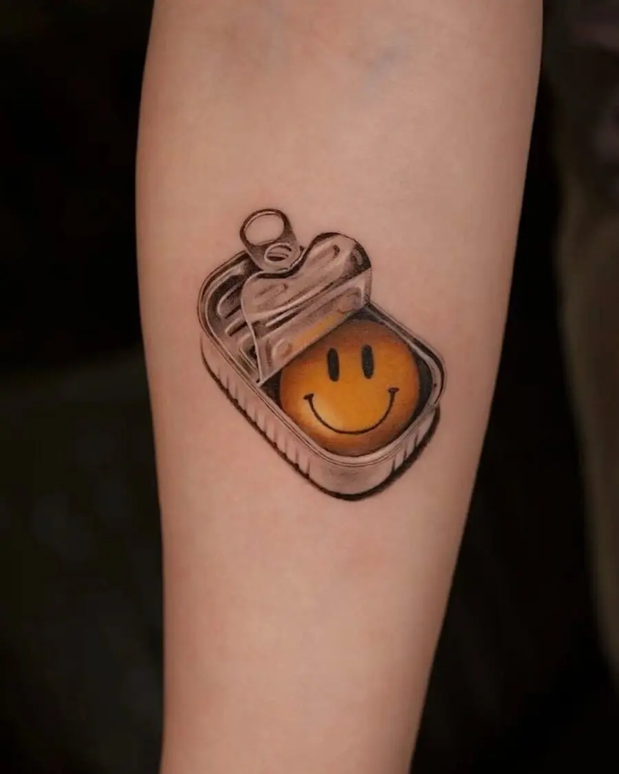 Unique smiley face in a canned design