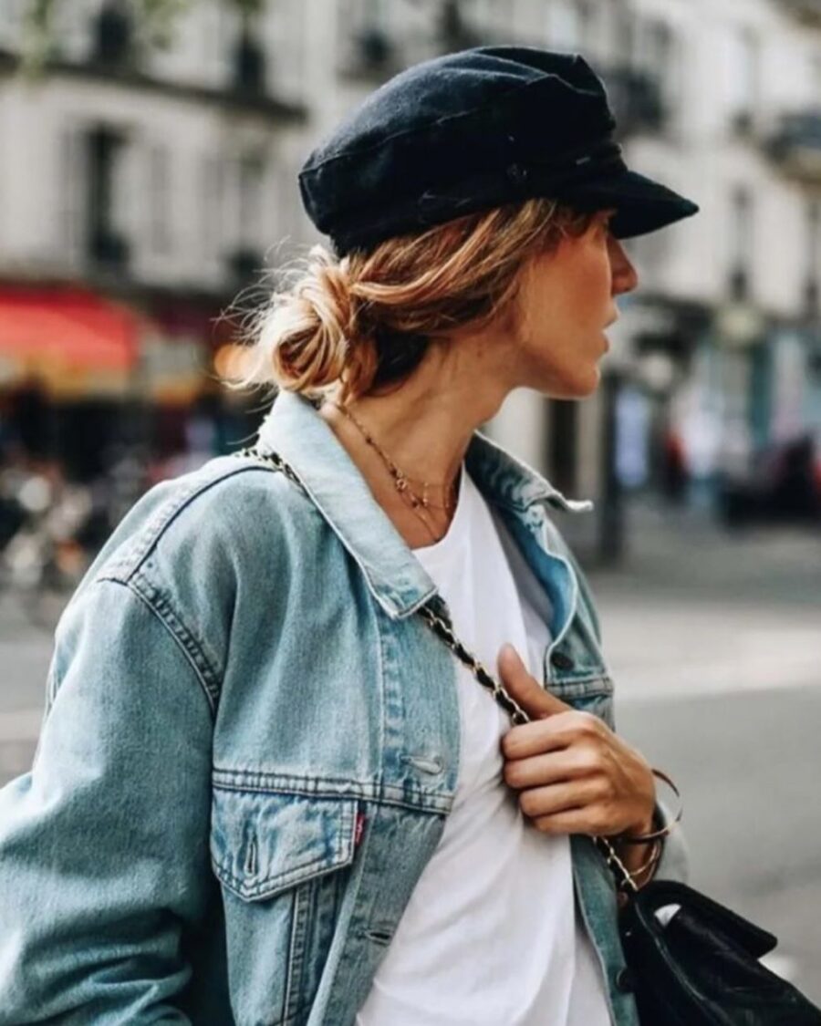 Effortlessly chic denim jacket street style