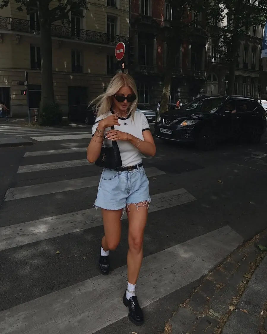 Chic Summer Looks for Urban Adventures