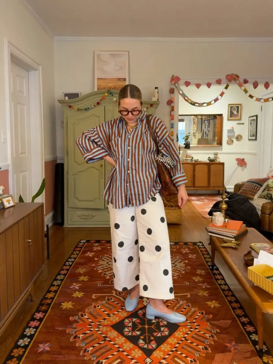 Playful and Colorful Comedy Show Outfit