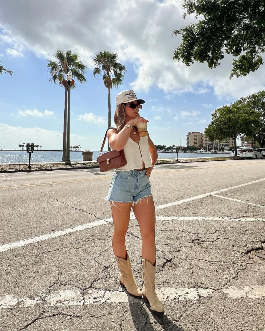 Chic summer shorts outfit for warm days