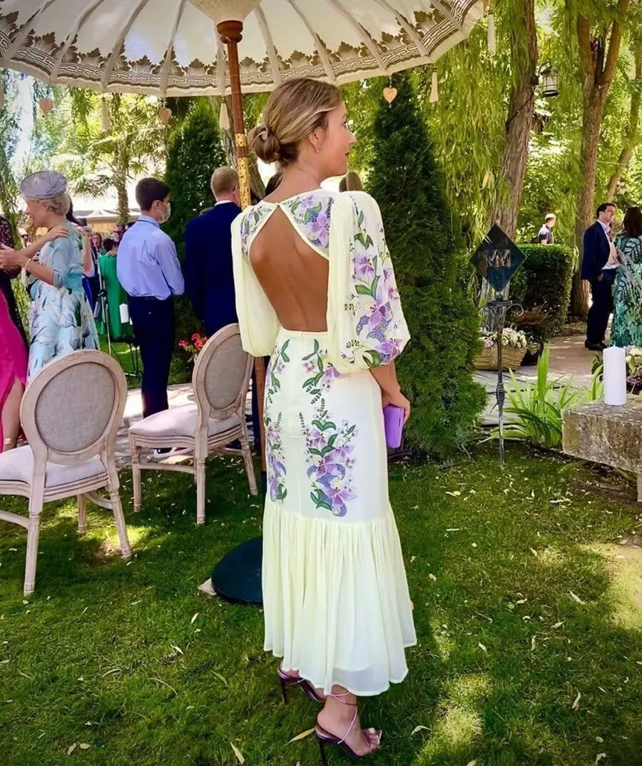 Elegant floral open-back summer wedding dress