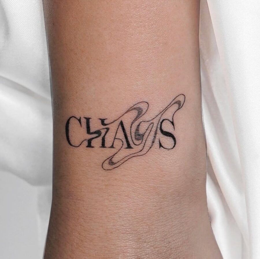 Fluid Chains Tattoo Design with Curvy Letters