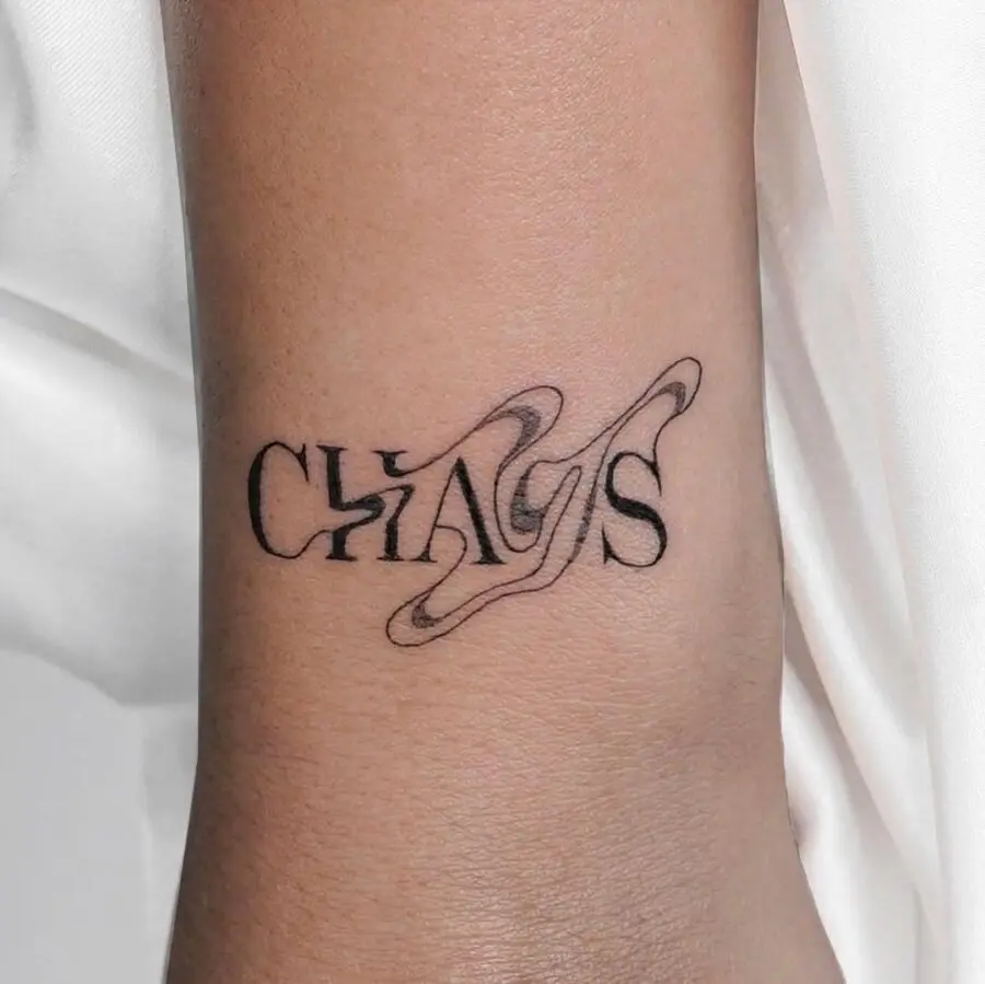 Fluid Chains Tattoo Design with Curvy Letters