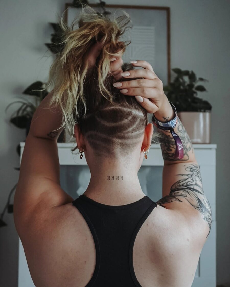 Trendy Women’s Undercut with Unique Stripes