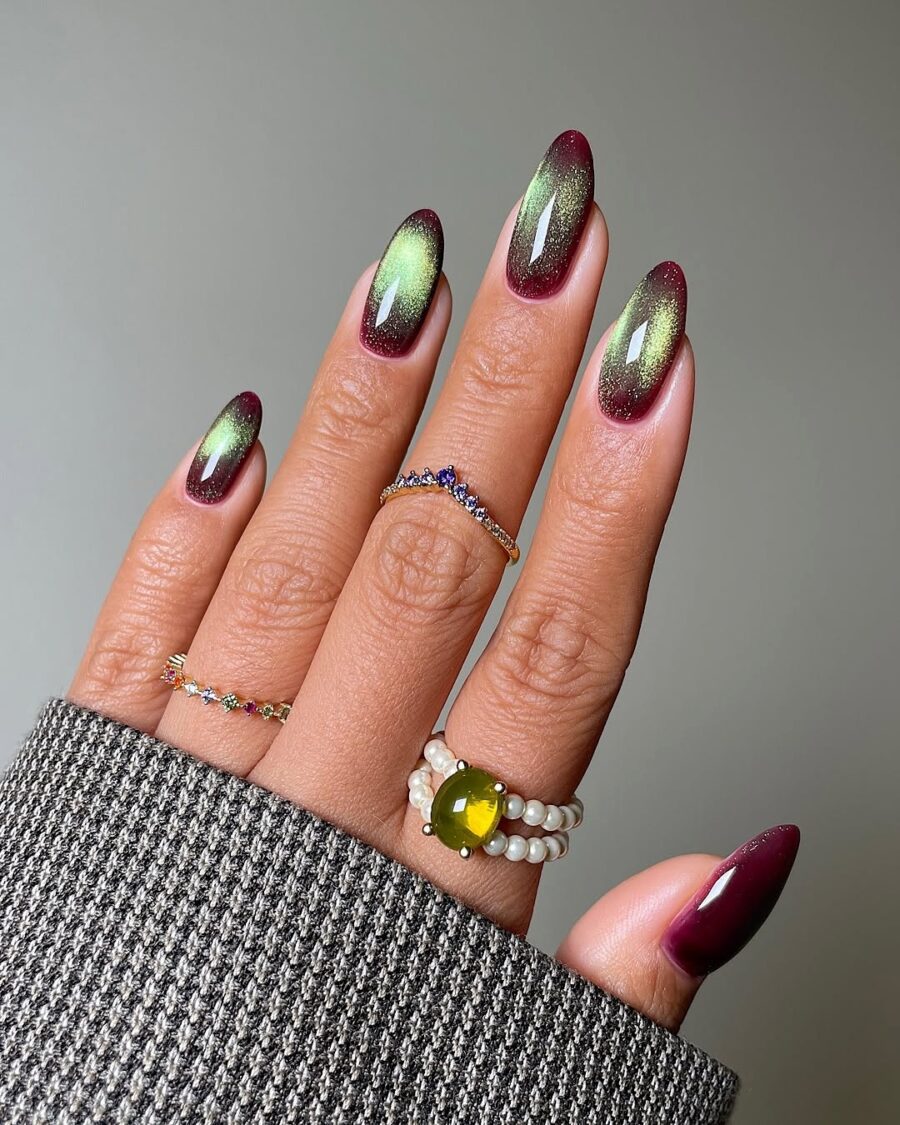 Stunning velvet nails with ombre effect