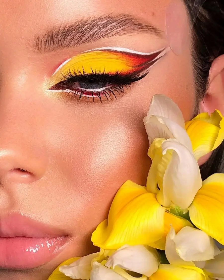 Stunning Yellow and Red Eye Makeup Look